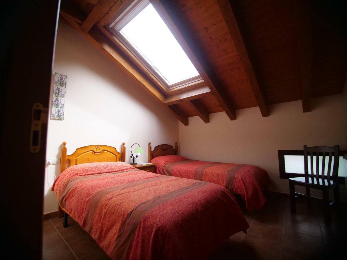 Albergue De Portilla Portilla de la Reina Buitenkant foto